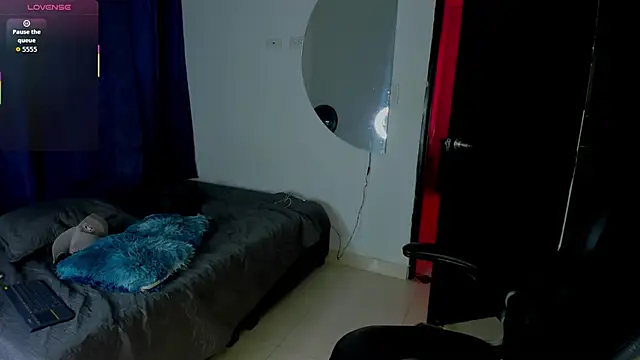 Snapshot of Levi_ferrer1 chatting on 10.03.25 Levi ferrer1 online show from 10.03.25