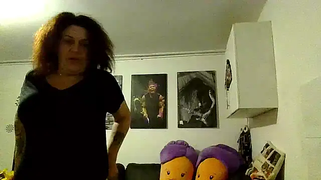 RubyyRosee online show from 01.10.26