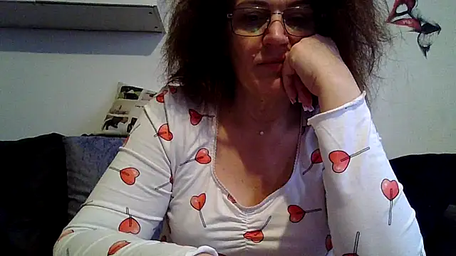 RubyyRosee online show from 02.22.26