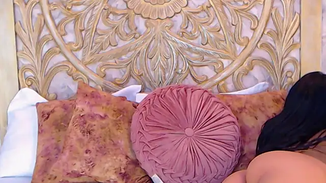 MelodyCarsson online show from 11.14.25