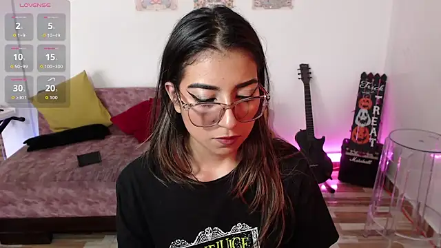 Susanahendrix online show from 11.01.25