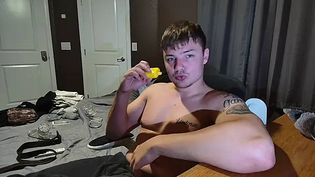 derekmontana2 online show from 09.11.25