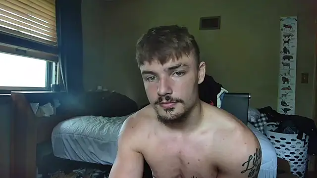 Snapshot of derekmontana2 chatting on 07.10.26 derekmontana2 online show from 07.10.26