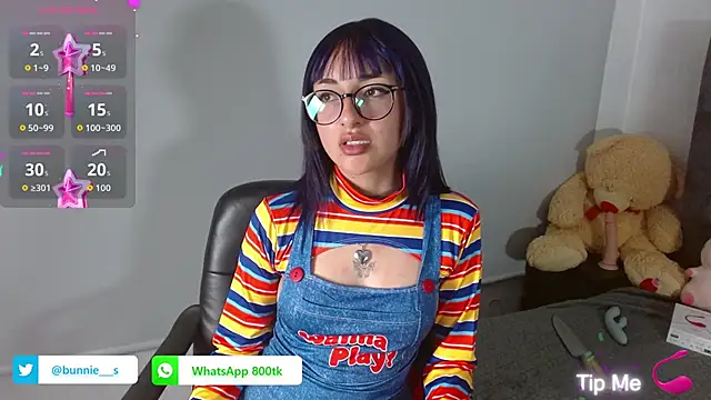 Littlee Bunny  online show from 10.23.25