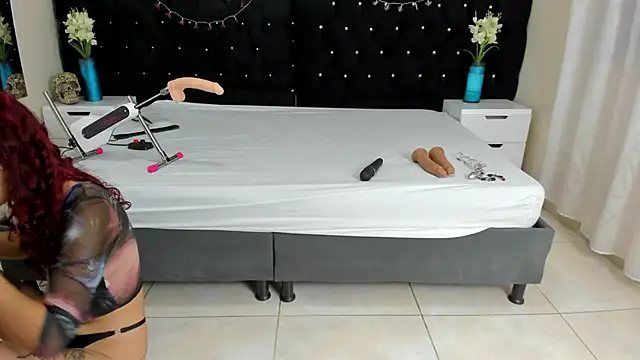 Snapshot of Lisa_sweetas chatting on 10.22.25 Lisa sweetas online show from 10.22.25