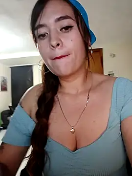 miss berlyn online show from 11.15.25