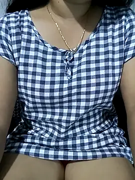 babyangela14 online show from 10.29.25