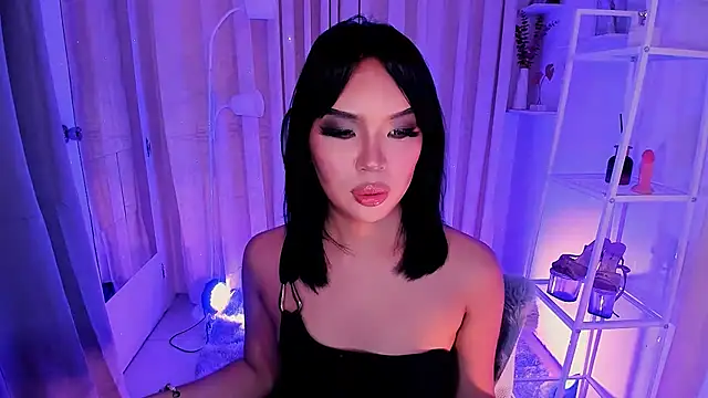 MS LUNA online show from 09.12.25