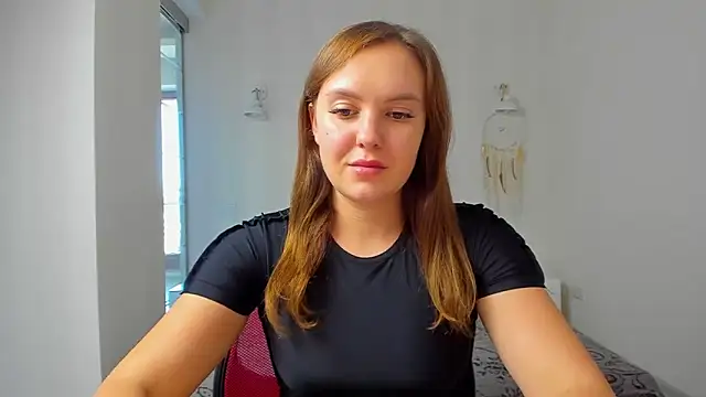 EmmaNorman online show from 09.22.25