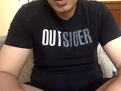 Snapshot of CaiBull chatting on 10.09.25 CaiBull online show from 10.09.25