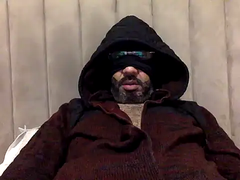 CaiBull online show from 02.04.26