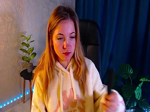 arlana klart online show from 10.11.25