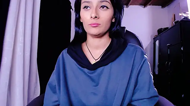 loganher900 online show from 02.06.26