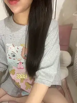 Snapshot of RubyBerry chatting on 10.05.25 RubyBerry online show from 10.05.25