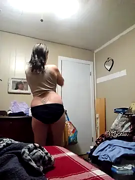 adrielleigh online show from 10.19.25