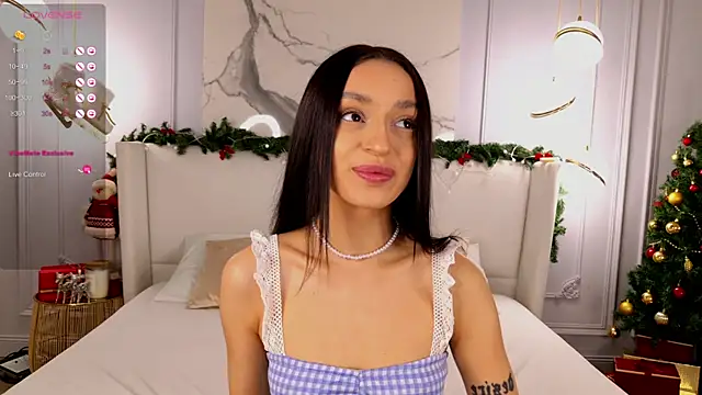 AdoraCortes online show from 01.10.26