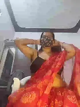 Snapshot of sexy_aaru chatting on 06.24.26 sexy aaru online show from 06.24.26