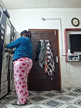 SIMIHOT online show from 01.06.26