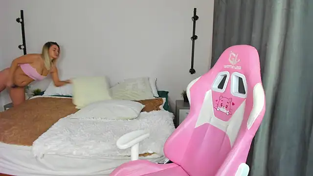 Marie Ellie online show from 10.15.25