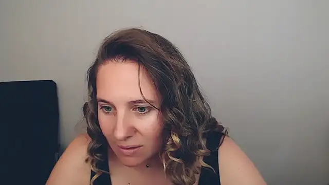 Darklure  online show from 09.24.25