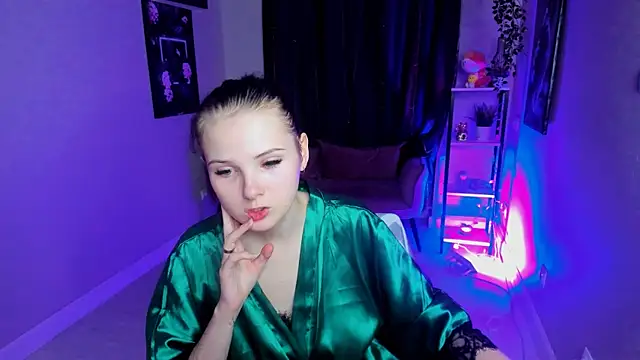 Leila xxBaby online show from 10.03.25