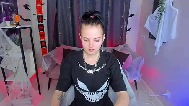 Leila xxBaby online show from 10.24.25