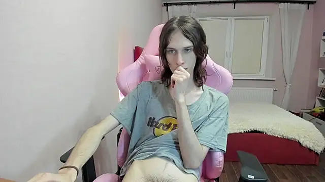 eleganc3 online show from 10.16.25