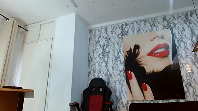 Snapshot of mariani_smith chatting on 10.20.25 mariani smith online show from 10.20.25