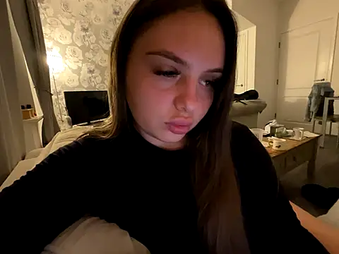 Teasing teen online show from 09.11.25