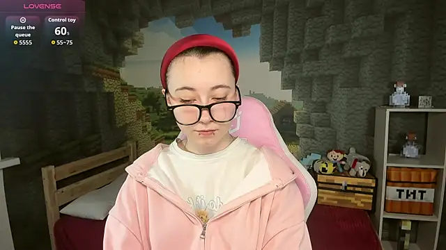 ClaraParks online show from 01.05.26