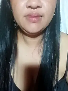 hotolivia34 online show from 10.21.25