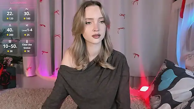 EllaBloom online show from 01.12.26