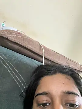 Snapshot of desitease chatting on 09.16.25 desitease online show from 09.16.25