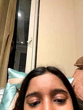 Snapshot of desitease chatting on 10.17.25 desitease online show from 10.17.25