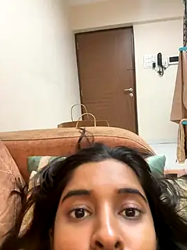 desitease online show from 11.04.25