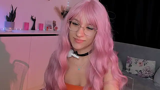 EvaBllake online show from 10.04.25