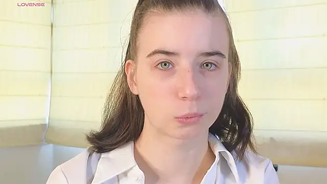 DorisDenmon online show from 09.18.25