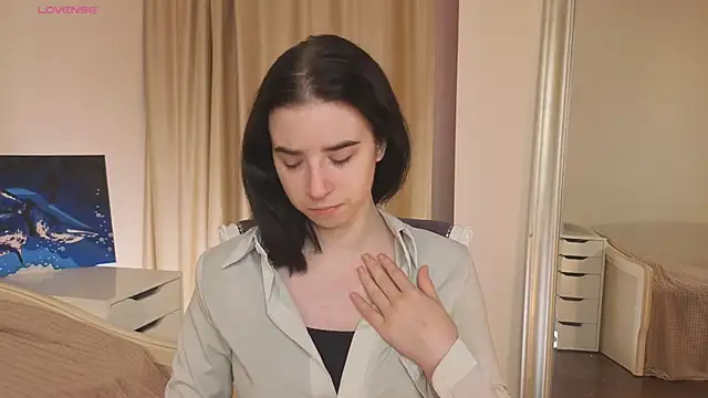 DorisDenmon online show from 11.01.25