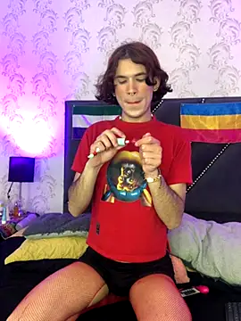 Snapshot of danny_rios20 chatting on 10.18.25 danny rios20 online show from 10.18.25