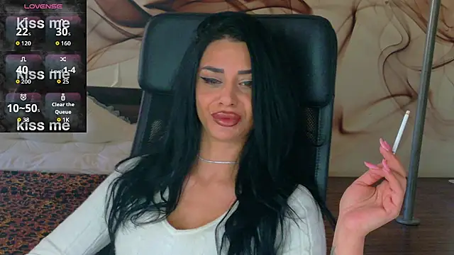 NaomiScarlet online show from 11.03.25