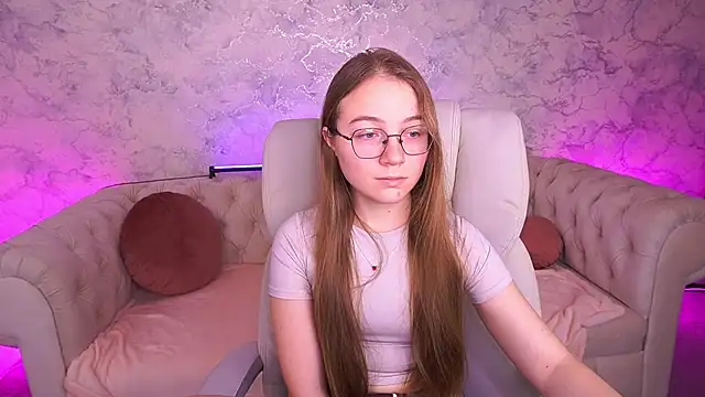 ArrinaWairr online show from 12.18.25