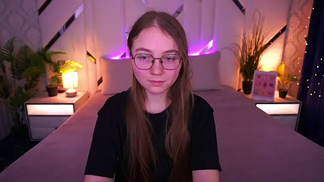 ArrinaWairr online show from 02.11.26