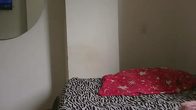 Snapshot of kattaleya_21 chatting on 09.24.25 kattaleya 21 online show from 09.24.25