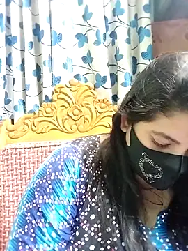 Sofia-0 online show from 10.13.25