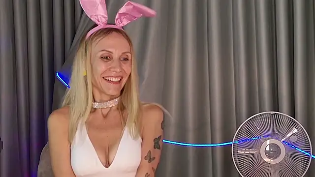 goddess kate   online show from 10.31.25