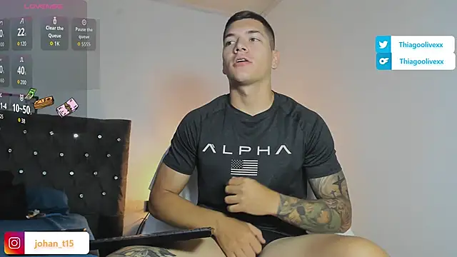 Snapshot of thiago_oliveiraa chatting on 10.10.25 thiago oliveiraa online show from 10.10.25