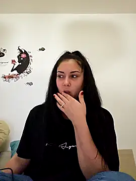 SaraViss20 online show from 10.06.25