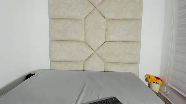 Rosse Evans 3 online show from 09.22.25