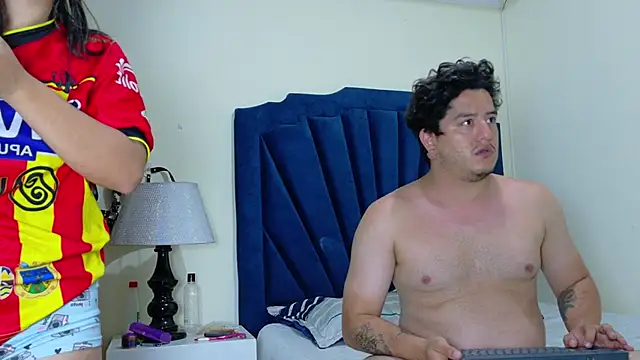 RoxyandAron2 online show from 04.02.26