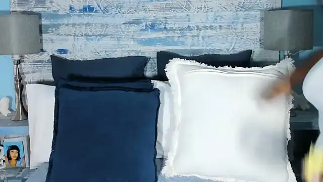 Jess555 online show from 04.11.26